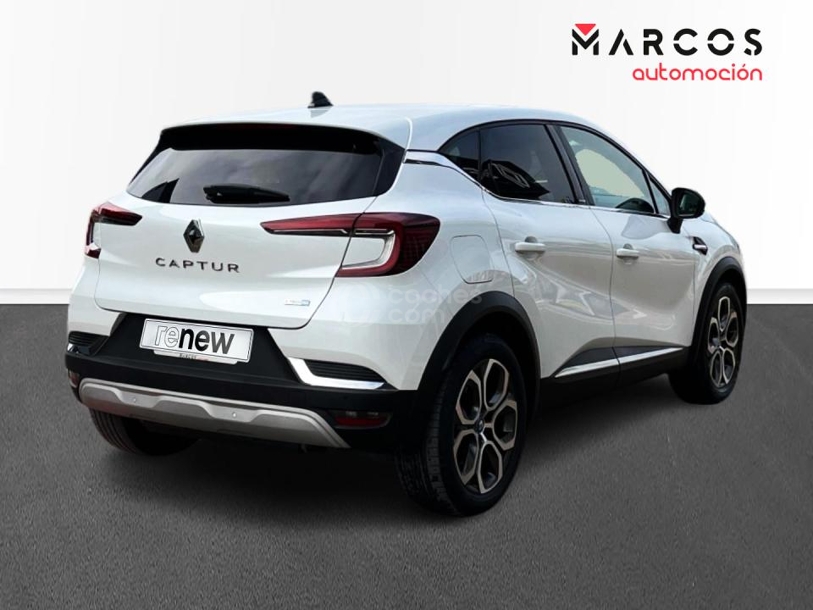 Foto del RENAULT Captur E-TECH Híbrido Enchufable Zen 117kW