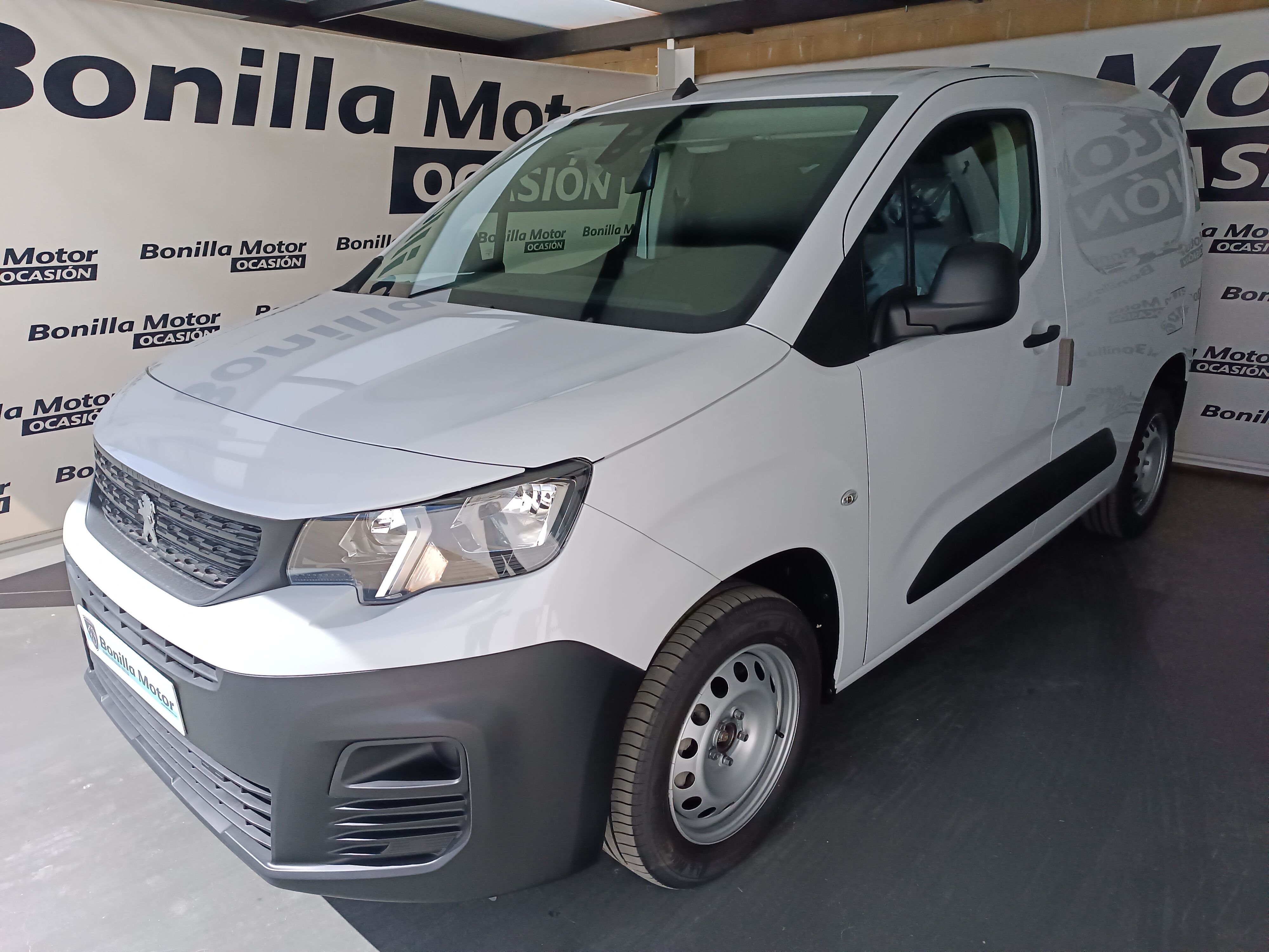 PEUGEOT Partner (1.5 BLUEHDI 73KW STANDARD (CA) 102 4P) en Toledo