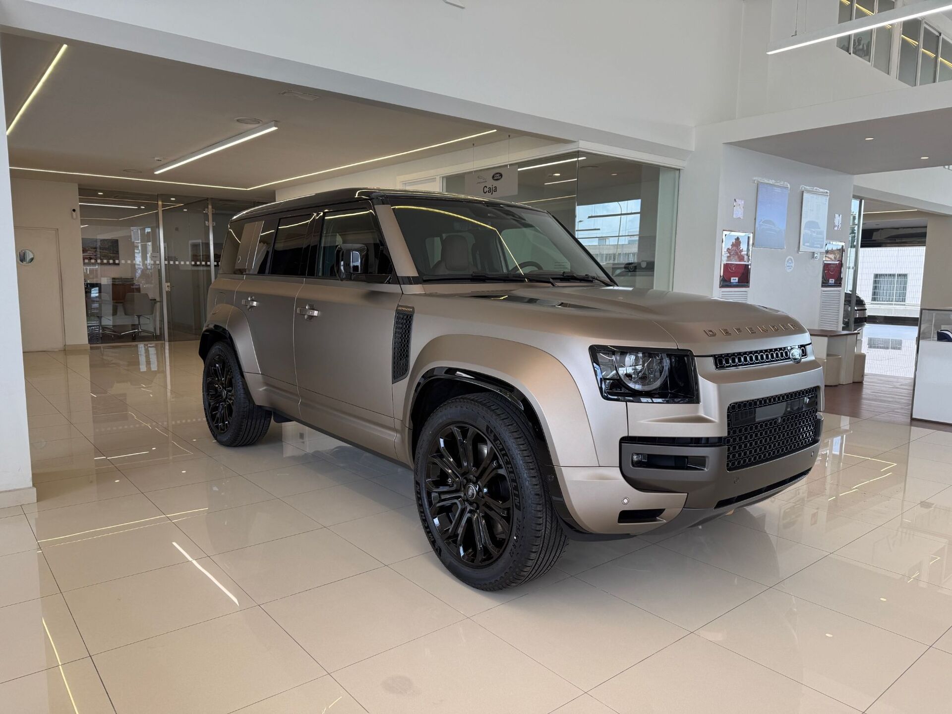 Imagen de LAND ROVER Defender