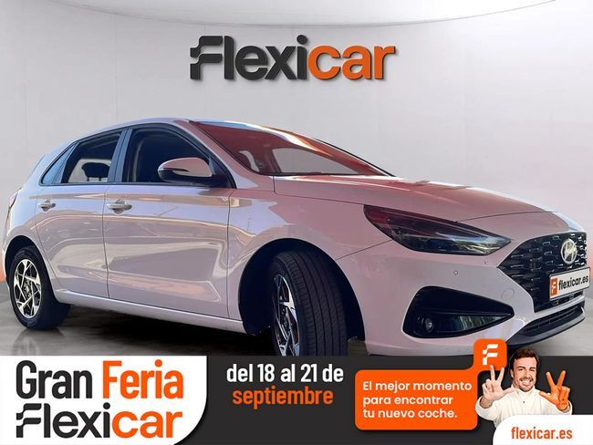 HYUNDAI i30 (1.0 TGDI 48V Klass) en Granada