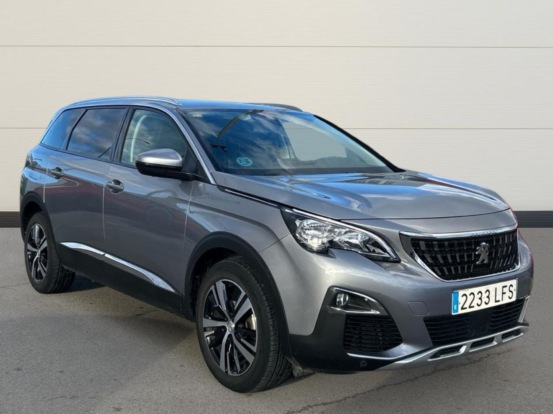 Imagen de PEUGEOT 5008