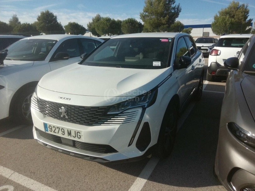 Foto del PEUGEOT 3008 HYB PHEV 225 Allure Pack e-EAT8