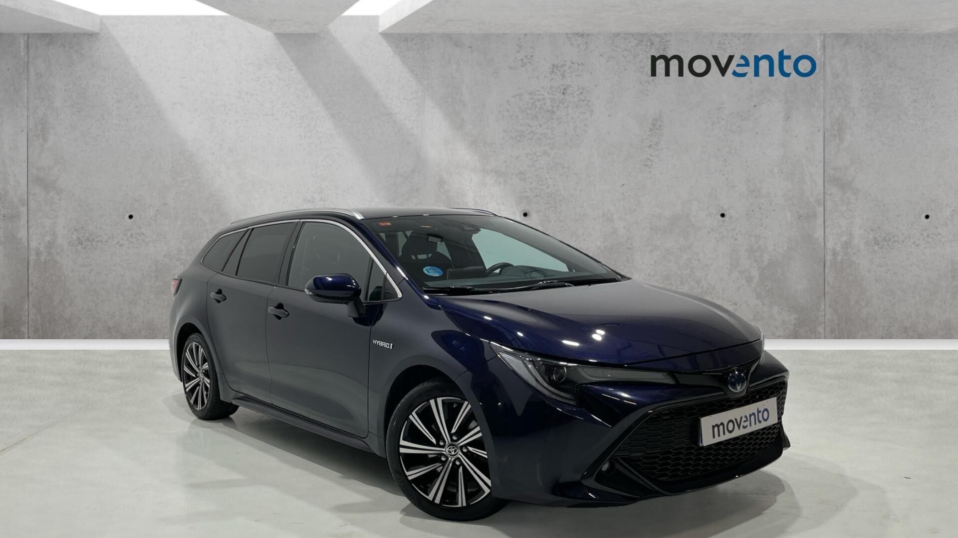 TOYOTA Corolla (Touring Sports 180H Style E-CVT 132 kW (180 CV)) en Barcelo
