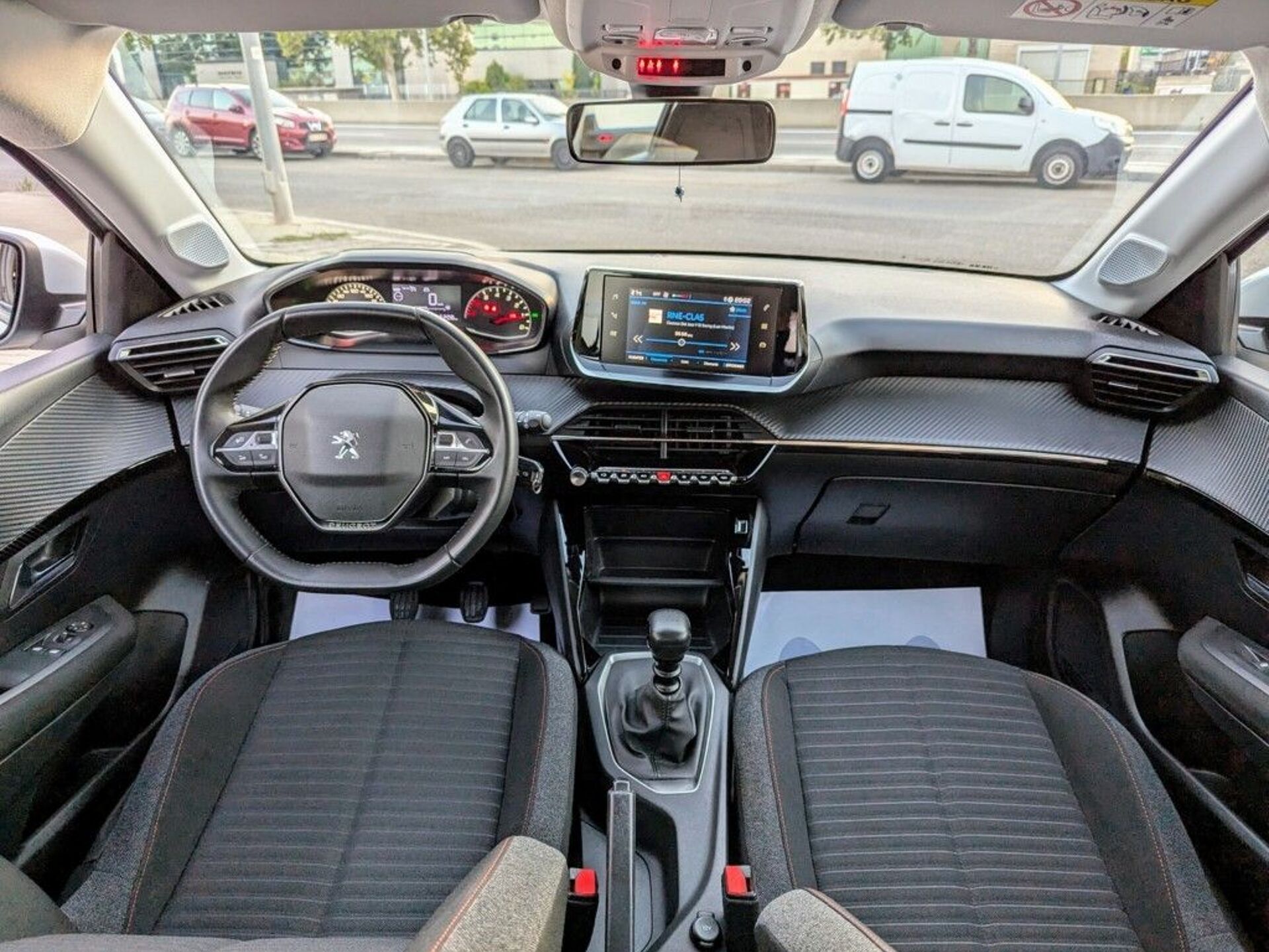 Imagen de PEUGEOT 208