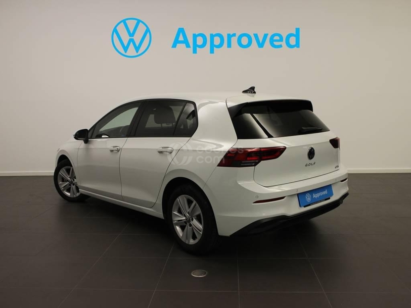 Foto del VOLKSWAGEN Golf 1.0 eTSI Life DSG 81kW