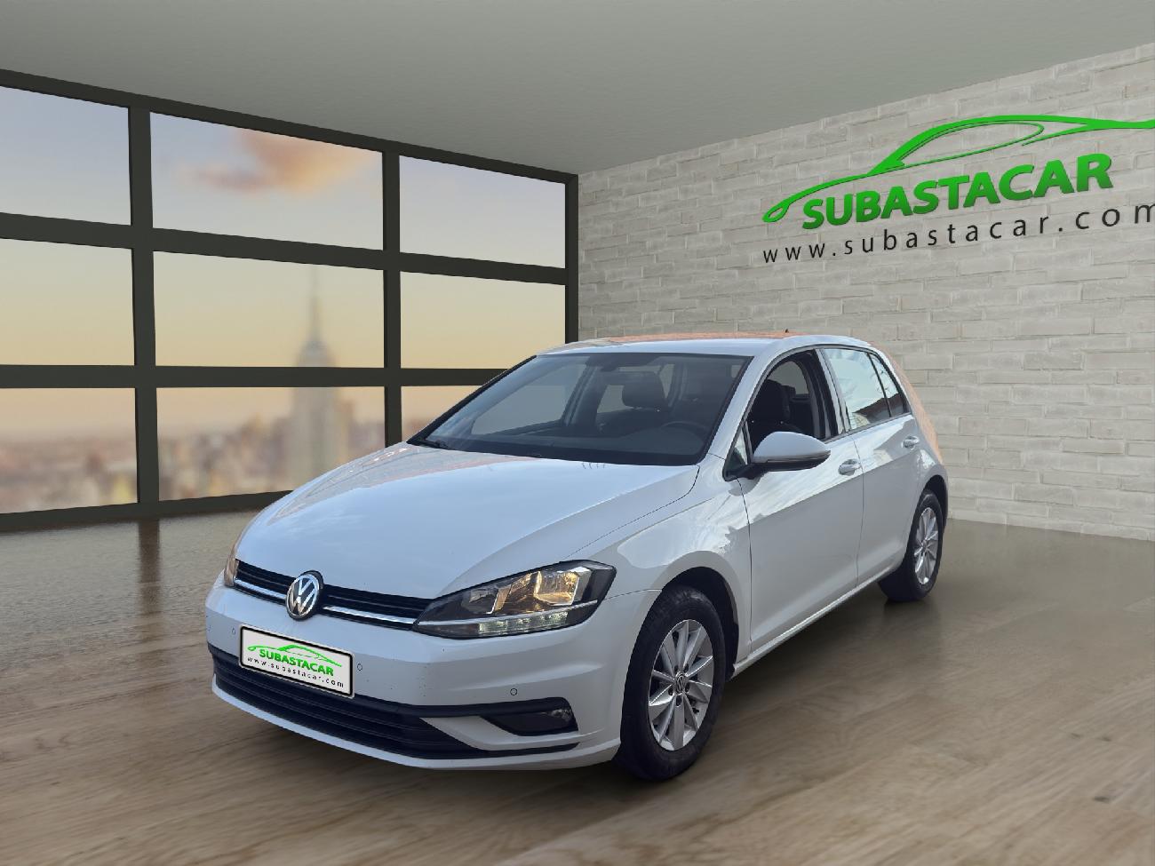 VOLKSWAGEN Golf (Golf Ready2Go 1.6 TDI 85kW (115CV)) en Madrid