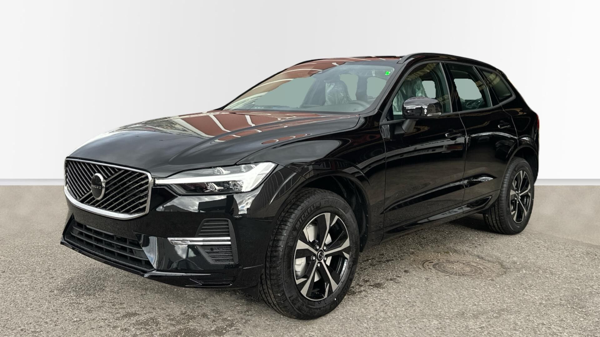 VOLVO XC60 (2.0 B5 P MHEV CORE AUTO 4WD 250 5P) en Rioja, La