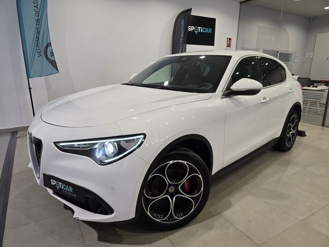 ALFA ROMEO Stelvio (Executive 2.2 Diesel 154 kW (210 CV) AT8 Q4) en Badajoz