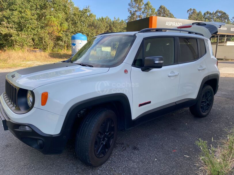 Foto del JEEP Renegade 2.0Mjt Trailhawk 4x4 Low Auto 170