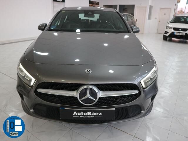 MERCEDES Clase A (A 250 7G-DCT) en Granada