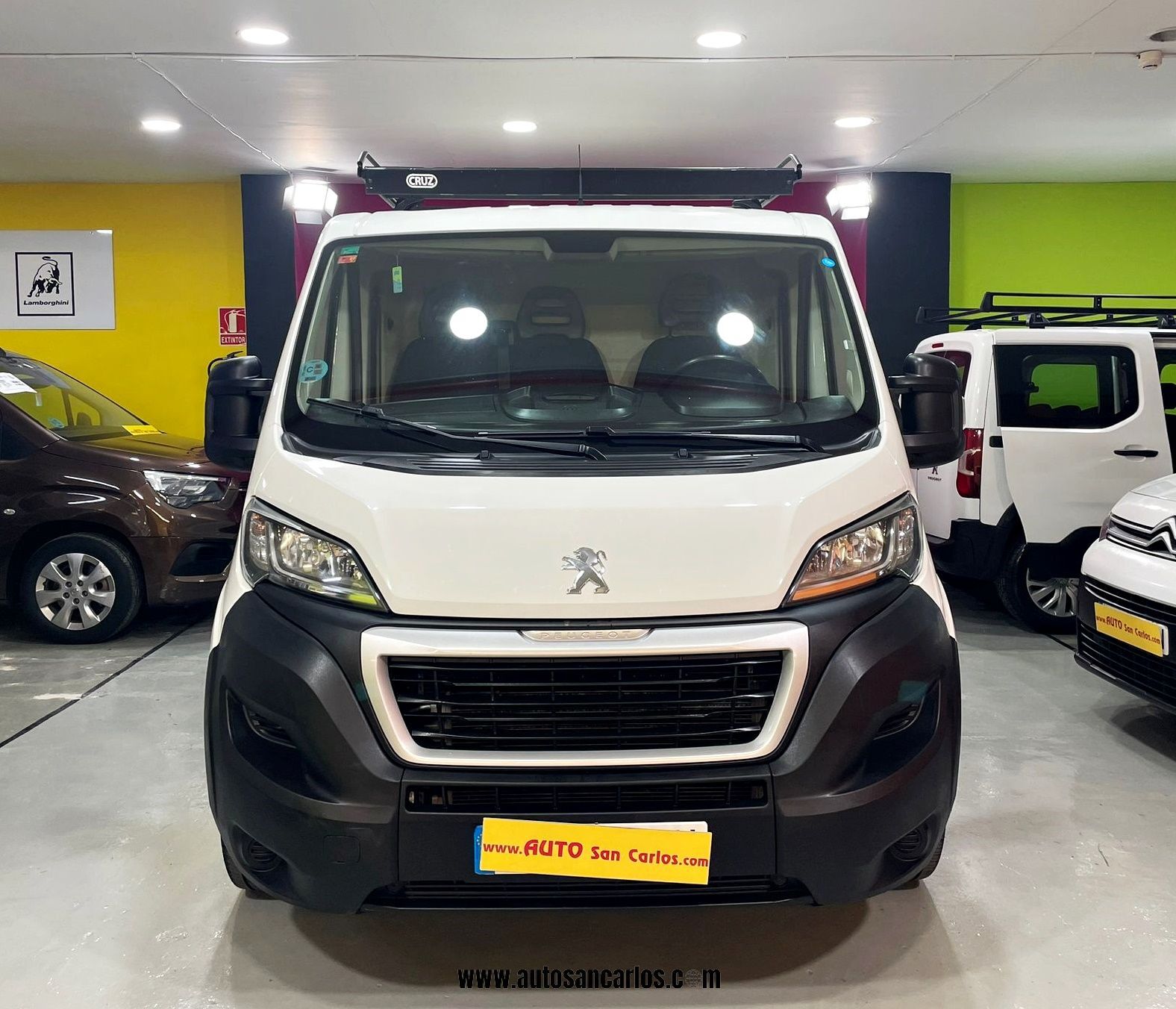 Foto del PEUGEOT Boxer Furgón 2.2BlueHDI 330 L1H1 S&S 120