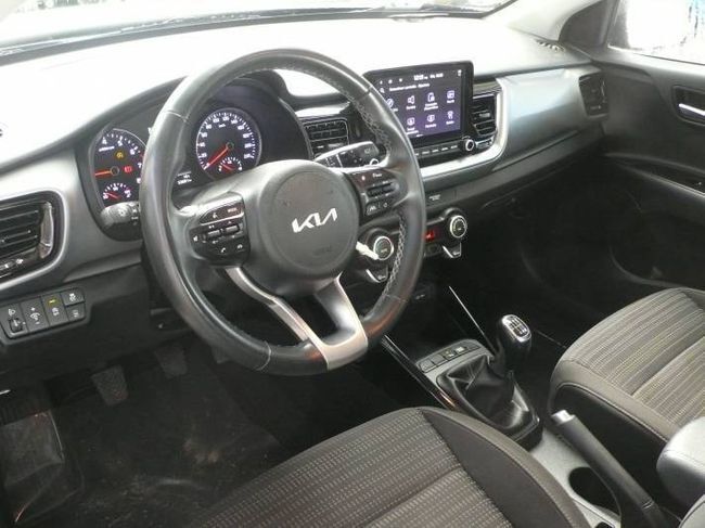 Foto del KIA Stonic 1.0 T-GDi MHEV iMT Concept 120