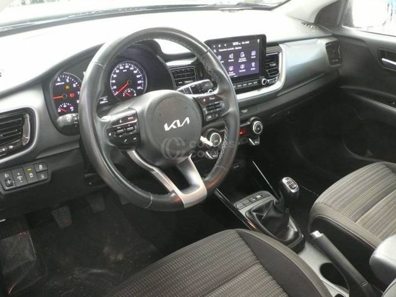Foto del KIA Stonic 1.0 T-GDi MHEV iMT Concept 120