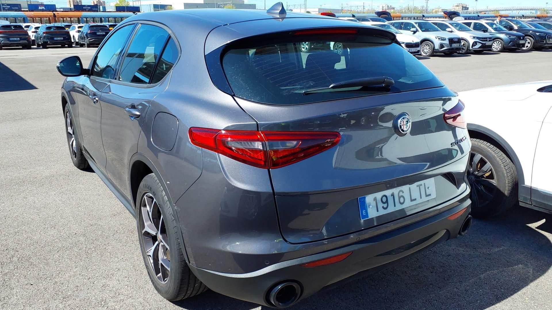 Foto del ALFA ROMEO Stelvio 2.2 Sprint RWD 190 Aut.