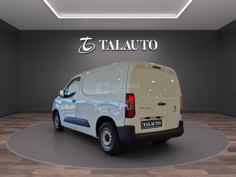 Foto del PEUGEOT Partner 1.5BlueHDI S&S Pro Standard 600kg 100