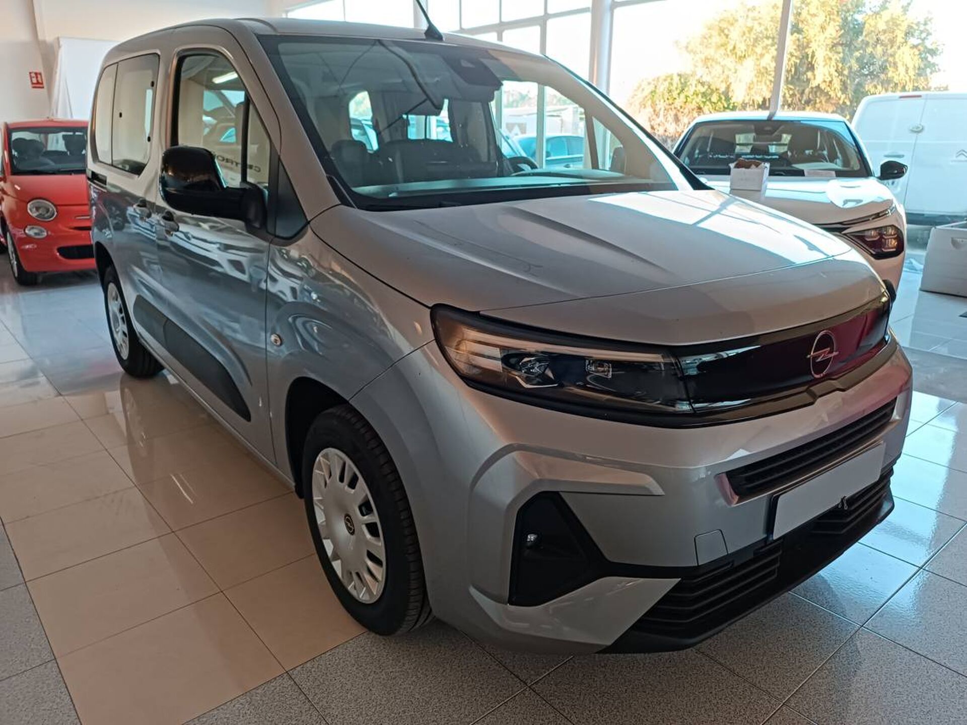 Imagen 2 de OPEL Combo