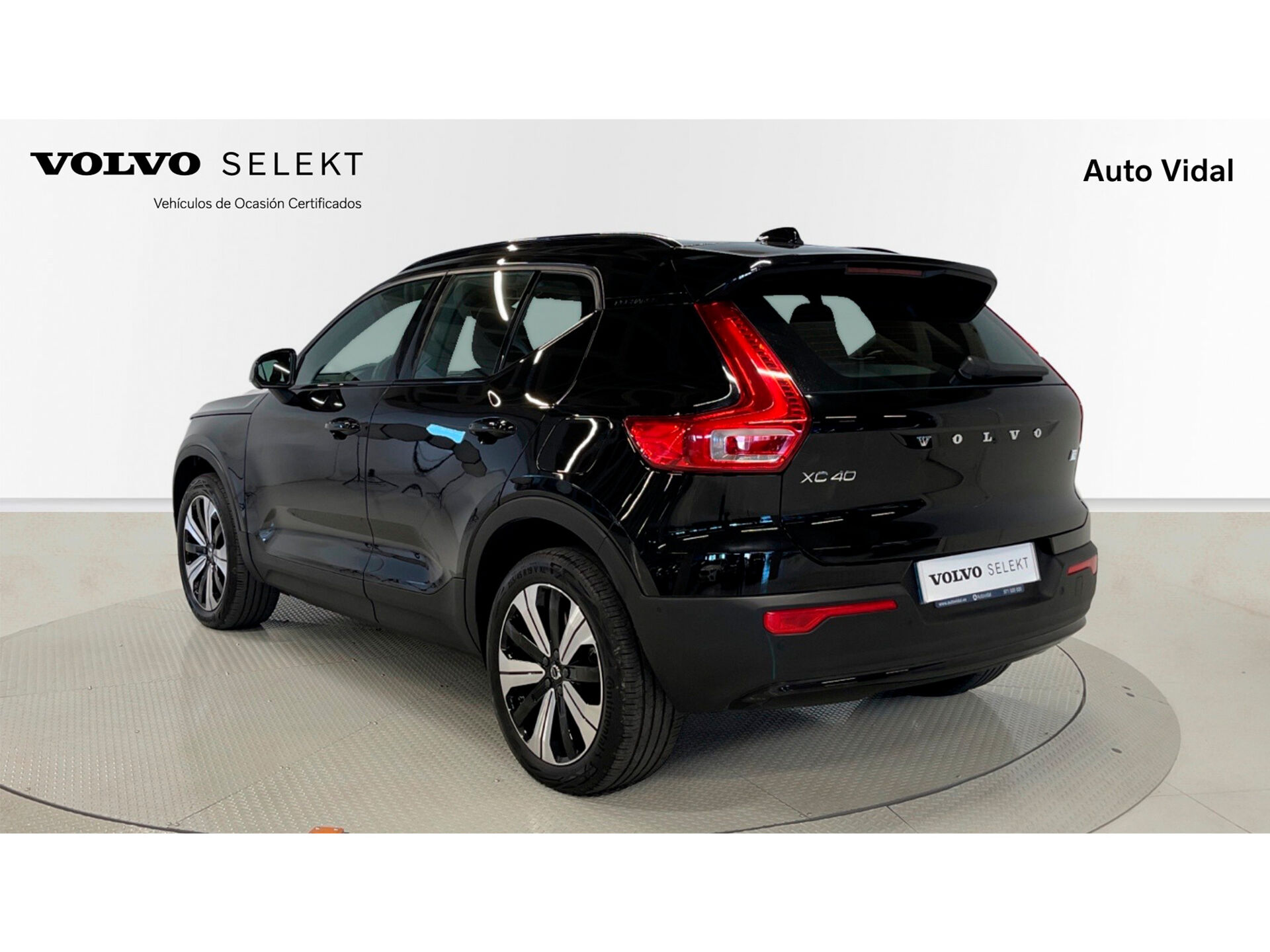 Imagen 2 de VOLVO XC40