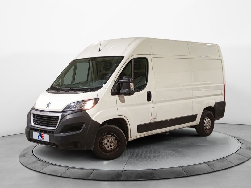 Foto del PEUGEOT Boxer Furgón 2.2BlueHDI 335 L2H2 Pack S&S 140