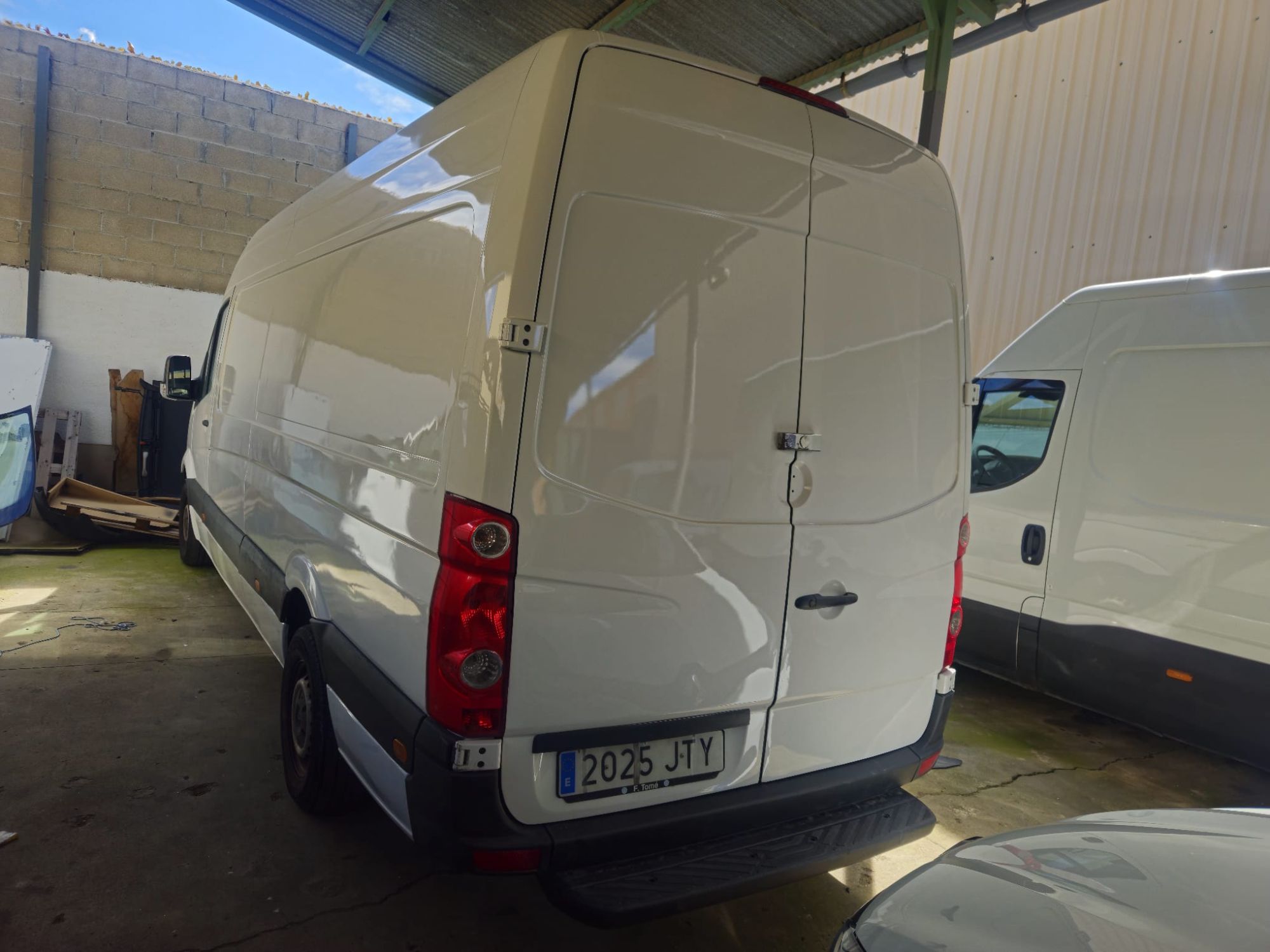 Foto del VOLKSWAGEN Crafter Furgón 2.0TDI SCR 4M 35 BL L4H3 103kW