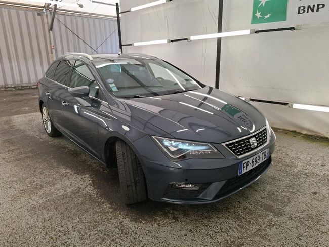 Foto del SEAT León 1.5 EcoTSI S&S FR Black Edition 150