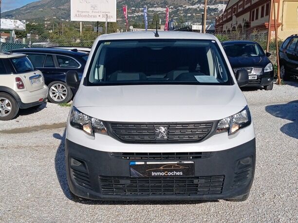 Foto del PEUGEOT Partner 1.5BlueHDI Premium Standard 600kg 75