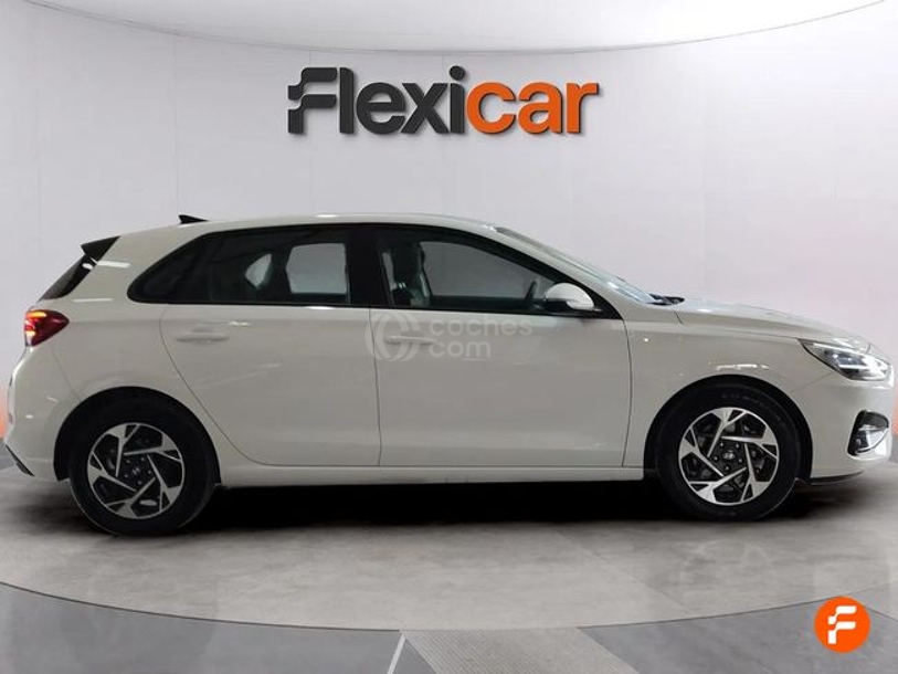 Foto del HYUNDAI i30 1.0 TGDI Klass 48V 100