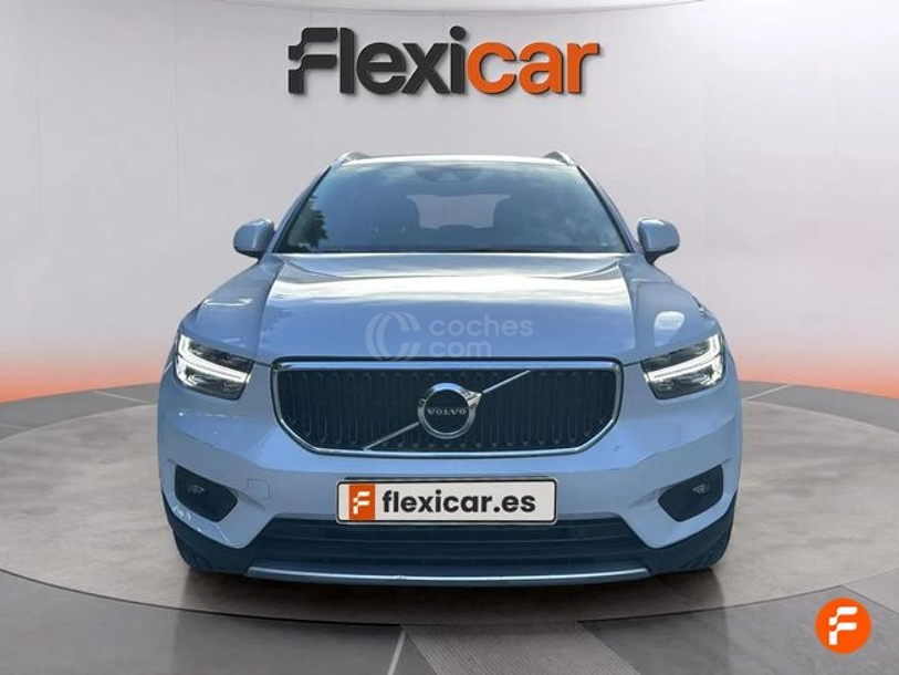 Foto del VOLVO XC40 B4 Momentum Aut.