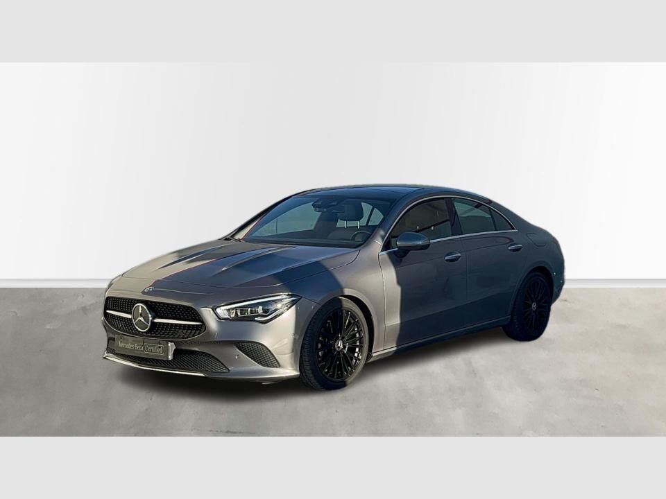 MERCEDES Clase CLA (CLA 200) en Madrid