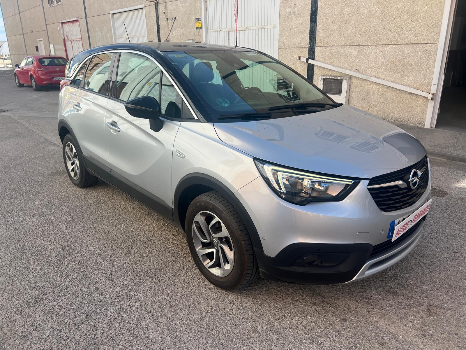 OPEL Crossland (X 1.2T S&S Design Line 110) en Cádiz