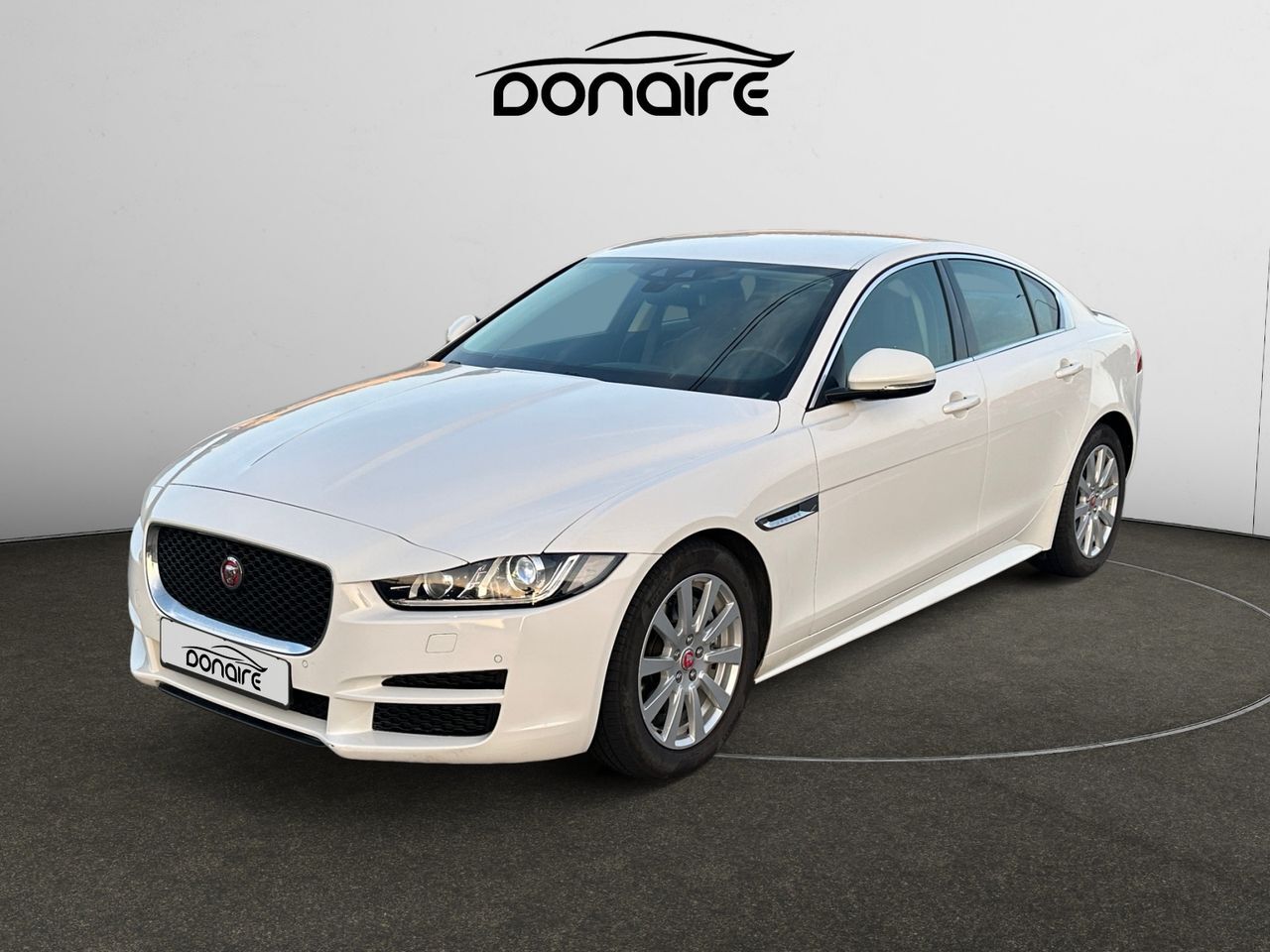 JAGUAR XE (2.0 AJ200D Diesel RWD 180cv Prestige) en Coruña, A