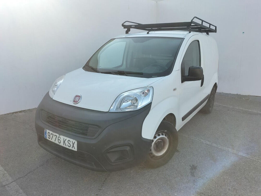 FIAT Fiorino (Cargo Base N1 1.3 MJet 59 kW (80 CV)) en Barcelona