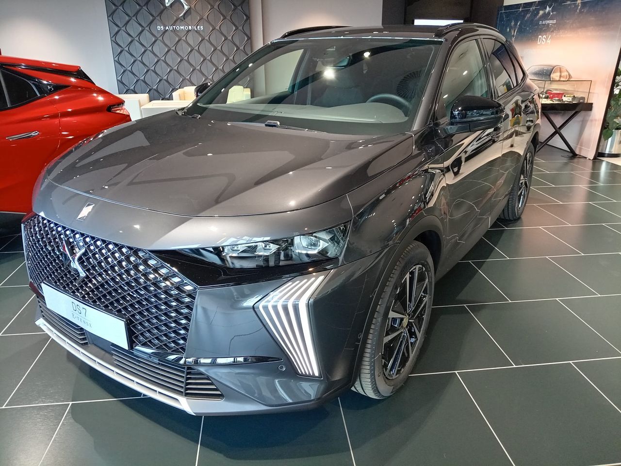 DS DS4 (PLUG-IN HYBRID 225 ÉDITION FRANCE) en Madrid