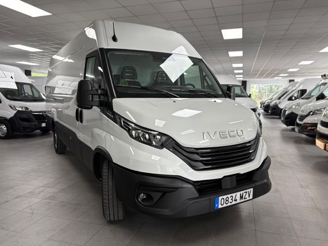 Foto del IVECO Daily Furgón 33S16 V 3000 H1 7.3 156