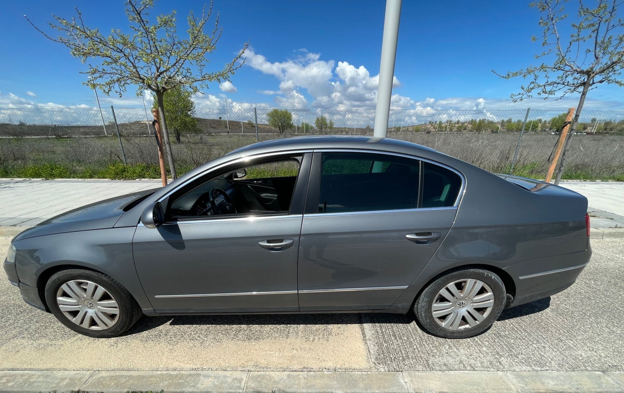 Foto del VOLKSWAGEN Passat 2.0TDI Highline DPF