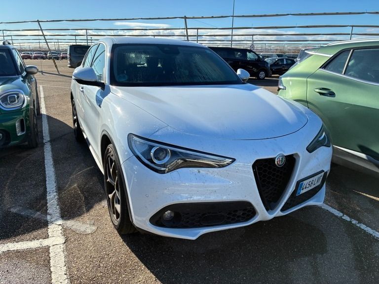 Foto del ALFA ROMEO Stelvio 2.2 Sprint RWD 190 Aut.