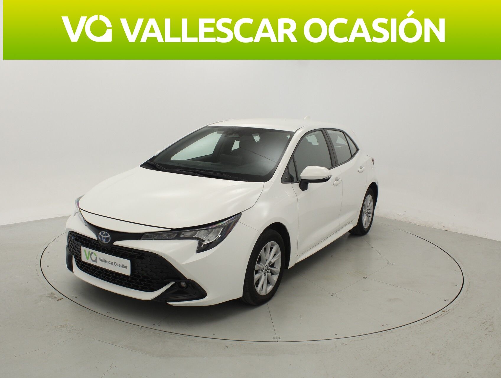 TOYOTA Corolla (ACTIVE PLUS 1.8 HEV 140 CV E-CVT 5P) en Barcelona