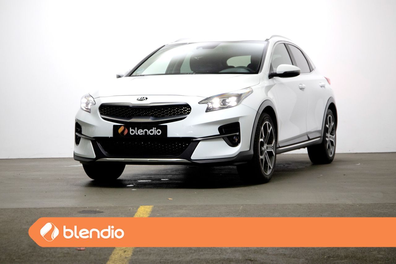 KIA XCeed (1.5 MHEV iMT Tech 103kW (140CV)) en Cantabria