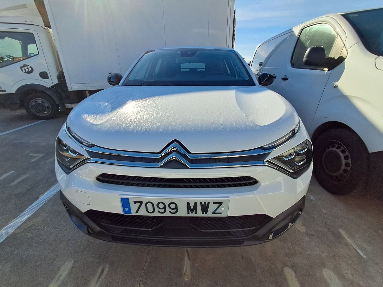 Foto del CITROEN C4 1.5 BlueHDI S&S Plus EAT8 130