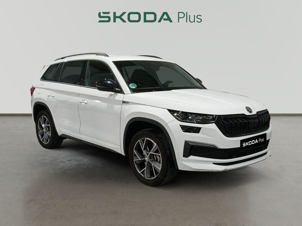SKODA Kodiaq (1.5 TSI Sportline 4x2 DSG 110 kW (150 CV)) en Madrid