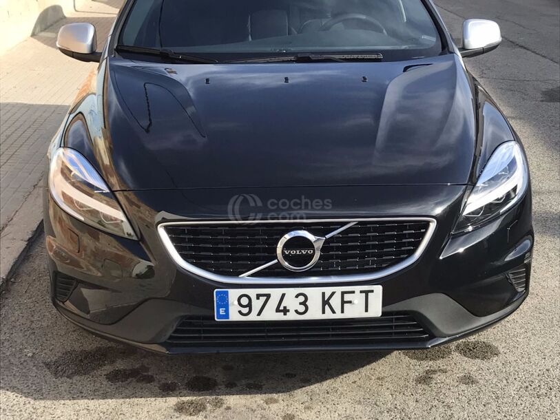 Foto del VOLVO V40 D3 R-Design Momentum 150