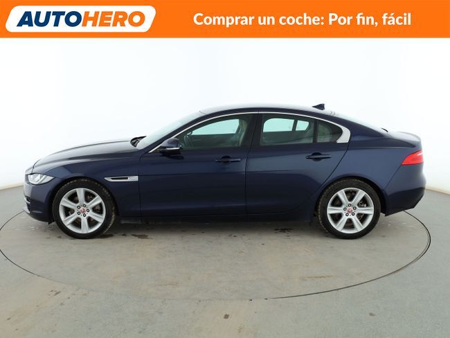 Foto del JAGUAR XE 2.0 Diesel Pure Aut. 180