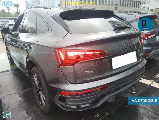 Foto del AUDI Q5 55 TFSIe Black line quattro-ultra S tronic