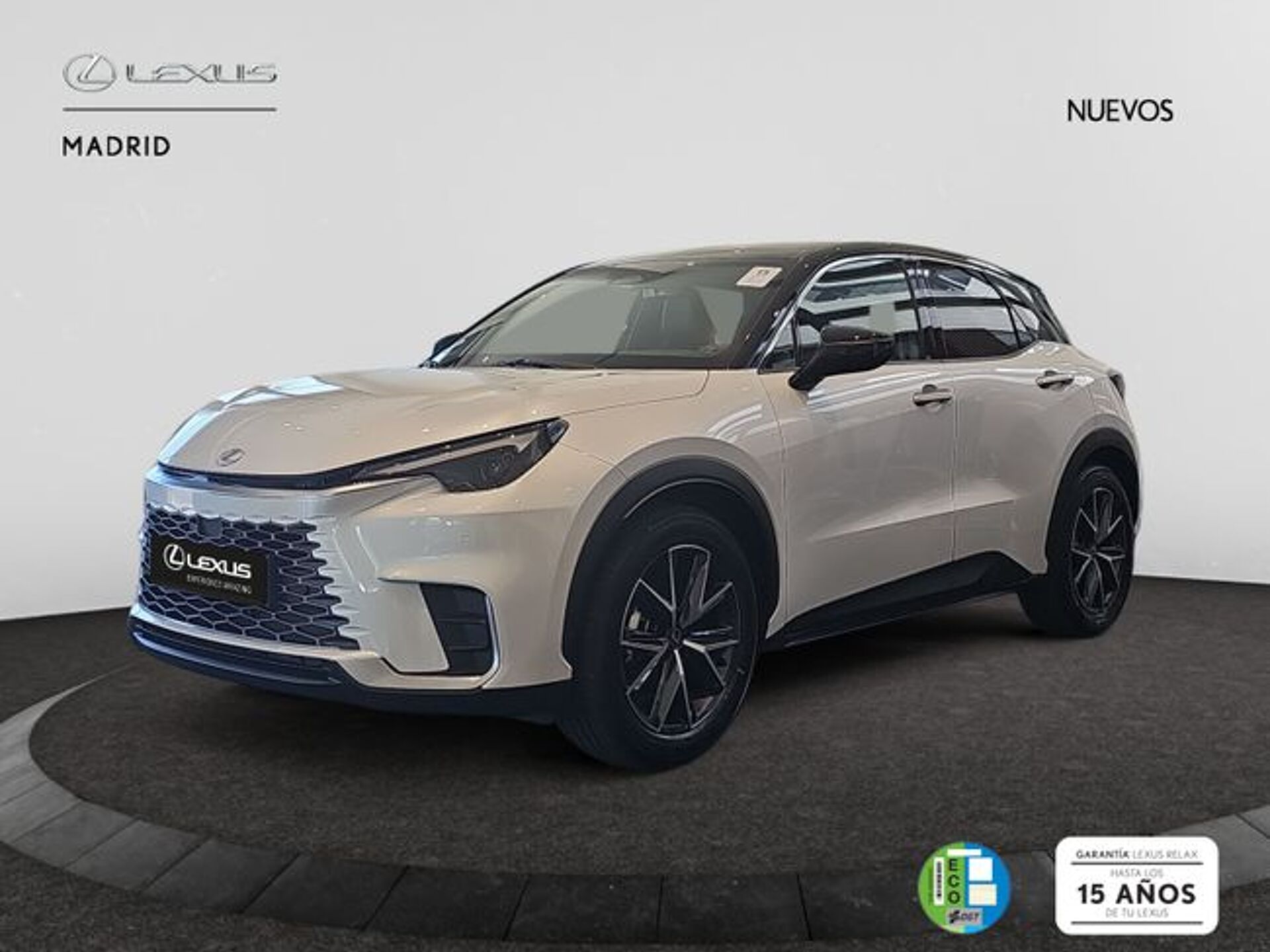 Imagen 2 de LEXUS LBX