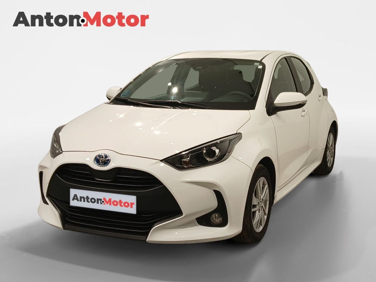 TOYOTA Yaris (1.5 120H Business Plus) en Álava