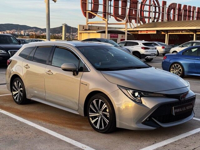 TOYOTA Corolla (Touring Sports 180H Advance E-CVT 132 kW (180 CV)) en Barce