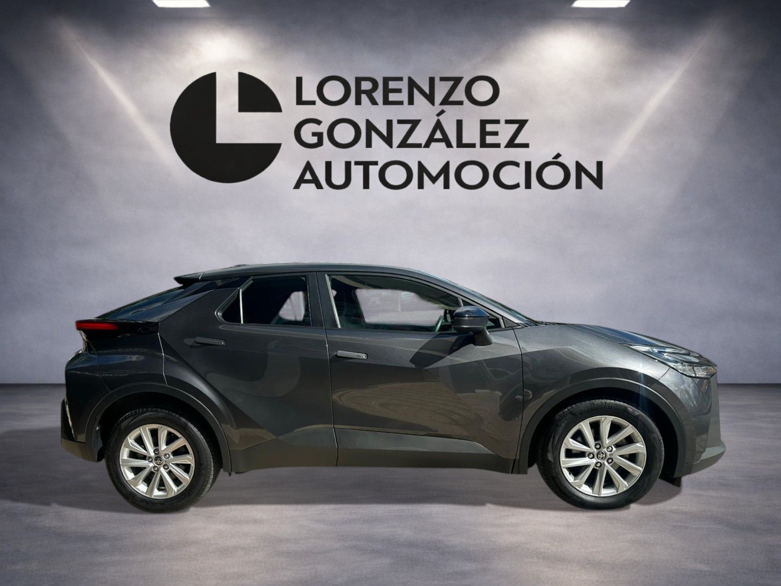 Foto del TOYOTA C-HR 140H Advance