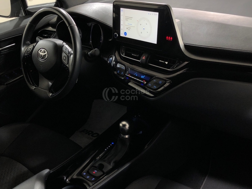 Foto del TOYOTA C-HR 200H Advance