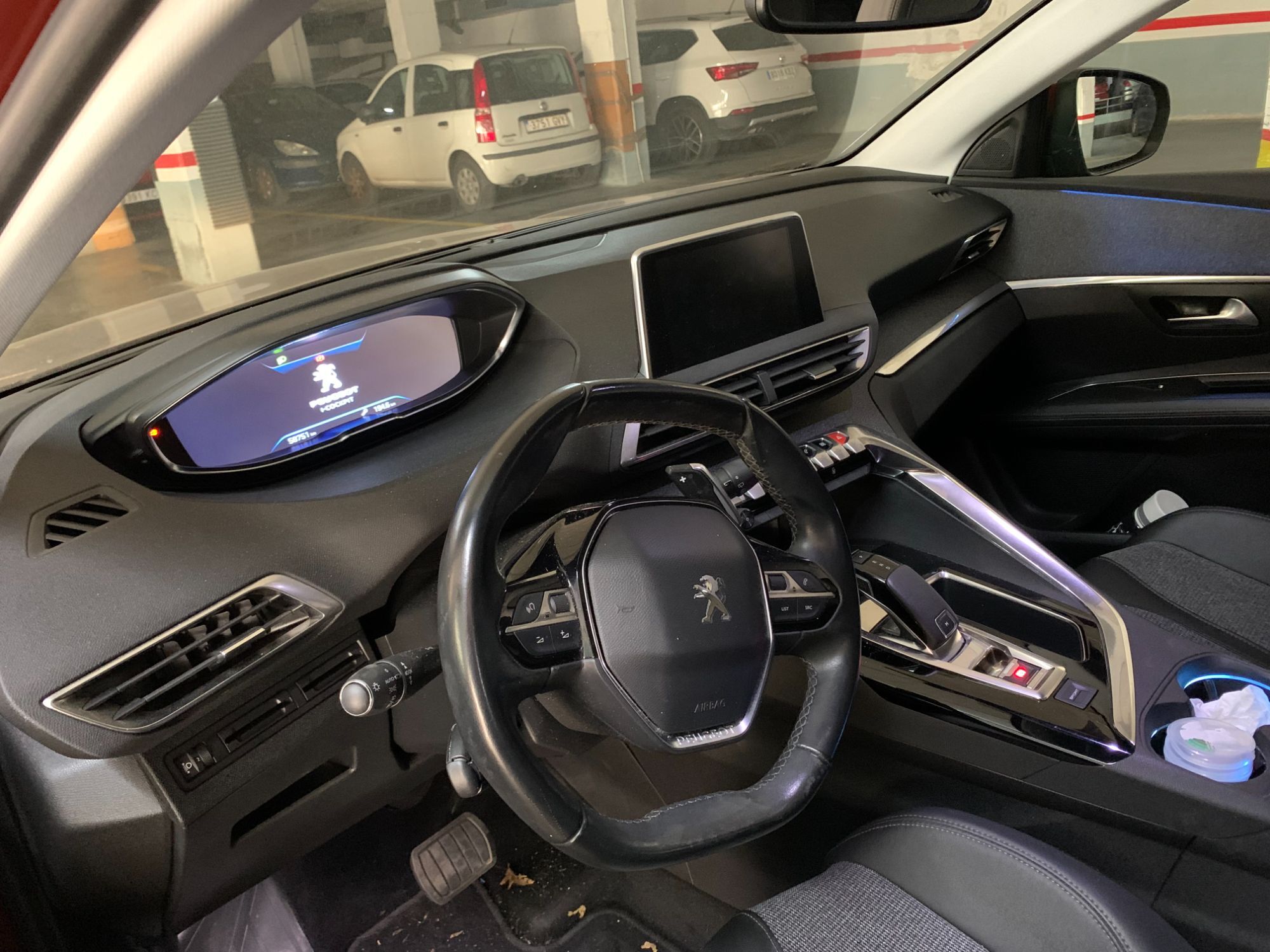 Foto del PEUGEOT 3008 1.5BlueHDi Allure S&S EAT8 130