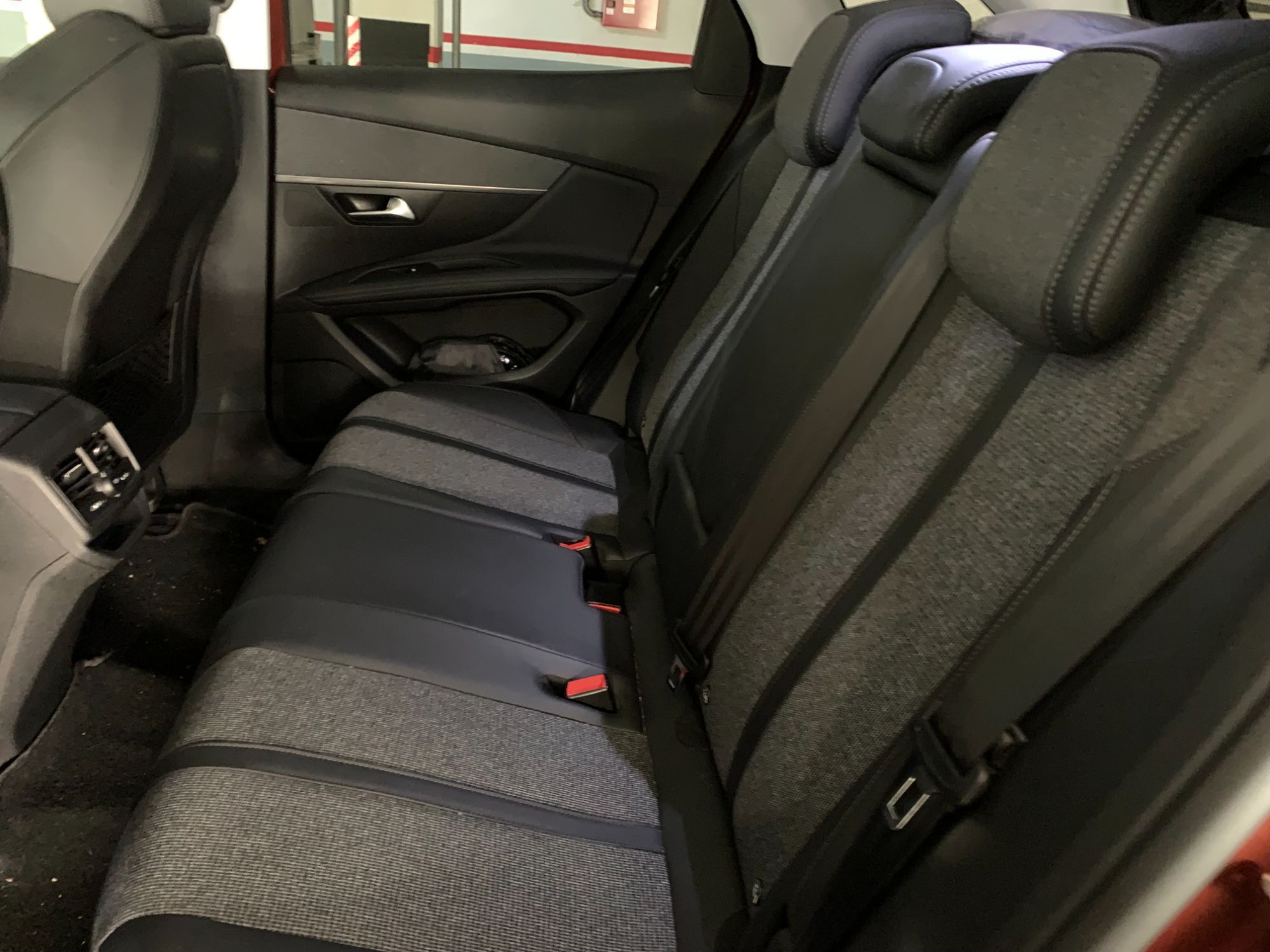 Foto del PEUGEOT 3008 1.5BlueHDi Allure S&S EAT8 130