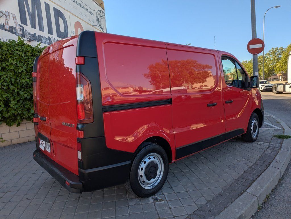 Foto del RENAULT Trafic Furgón 27 L1H1 Energy BluedCi 88kW